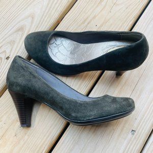 Giani Bernini Green Pumps Size 7.5